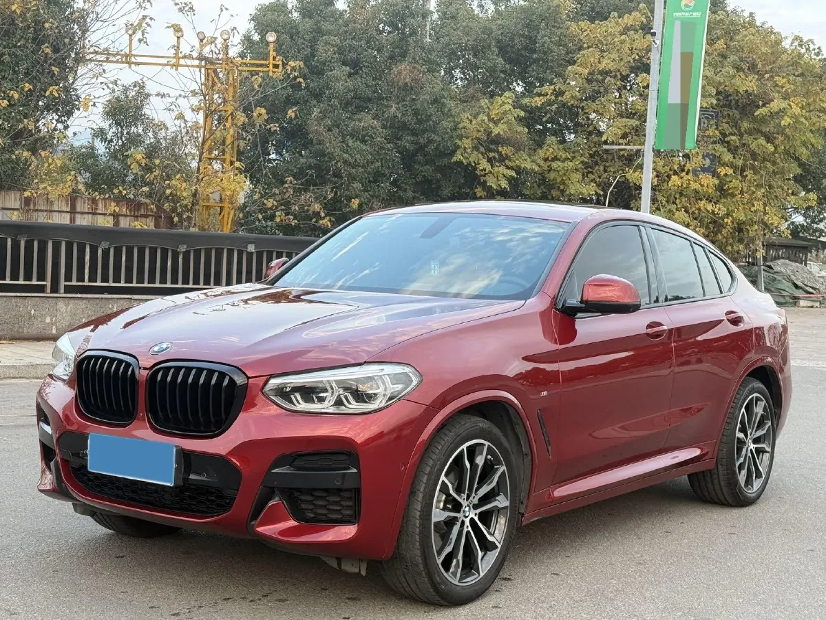 2021 BMW X4 2.0T 184HP L4 8AT,autocango,china used car exporter,china ev exporter,chinese used car exporter,chinese used ev exporter