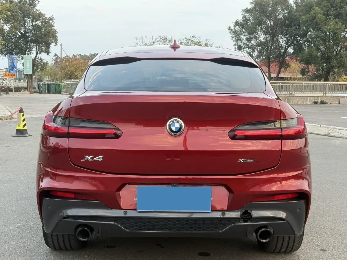 2021 BMW X4 2.0T 184HP L4 8AT,autocango,china used car exporter,china ev exporter,chinese used car exporter,chinese used ev exporter