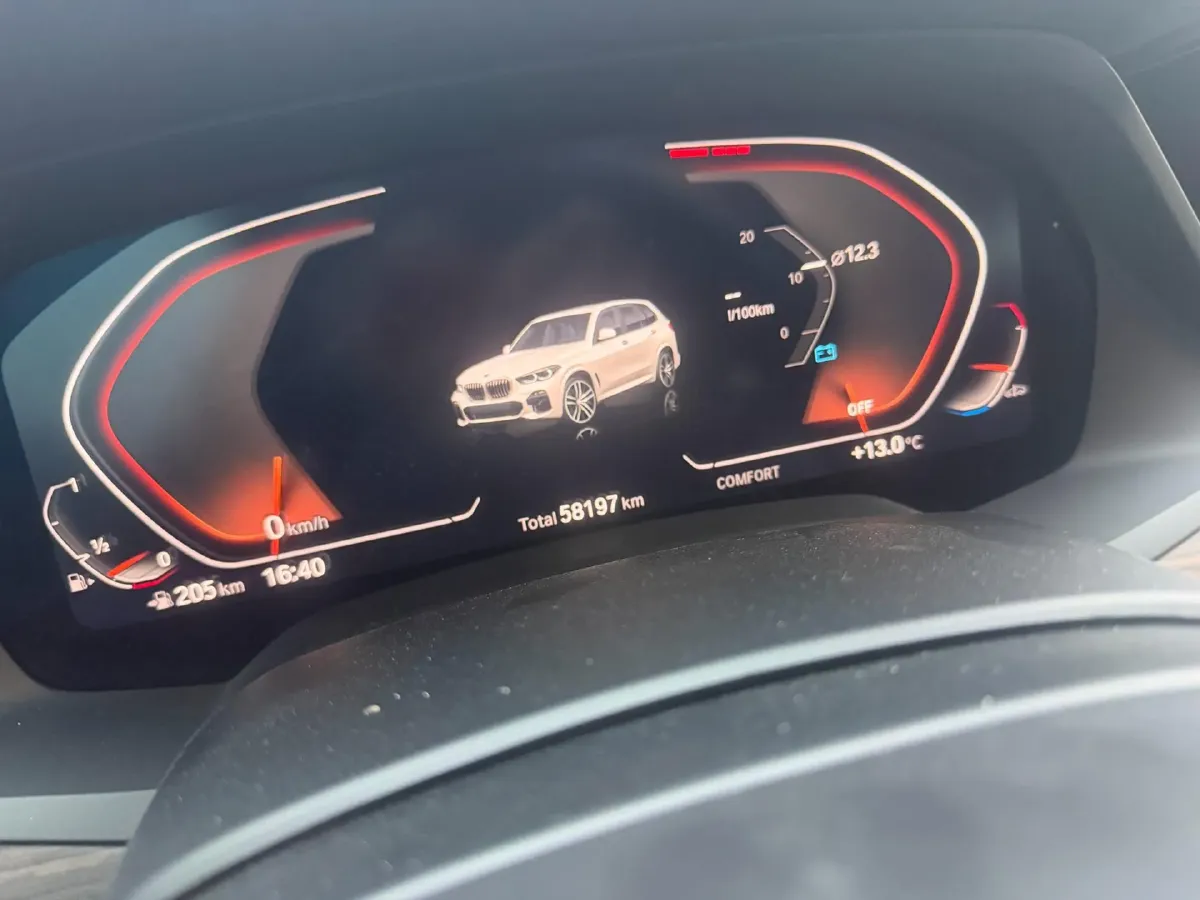 2022 BMW X5 3.0T 333HP L6 8AT,autocango,china used car exporter,china ev exporter,chinese used car exporter,chinese used ev exporter