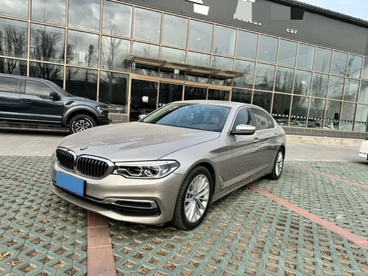 2020 BMW 5 Series 2.0T 252HP L4 8AT,autocango,china used car exporter,china ev exporter,chinese used car exporter,chinese used ev exporter
