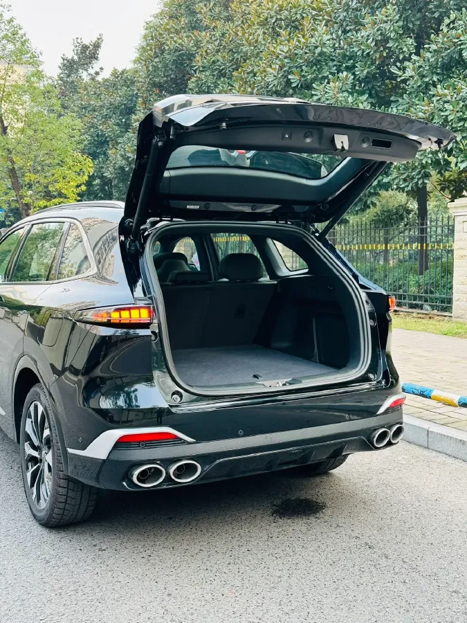 2025 ChangAn CS75 Plus 2.0T 233HP L4 8AT,autocango,china used car exporter,china ev exporter,chinese used car exporter,chinese used ev exporter