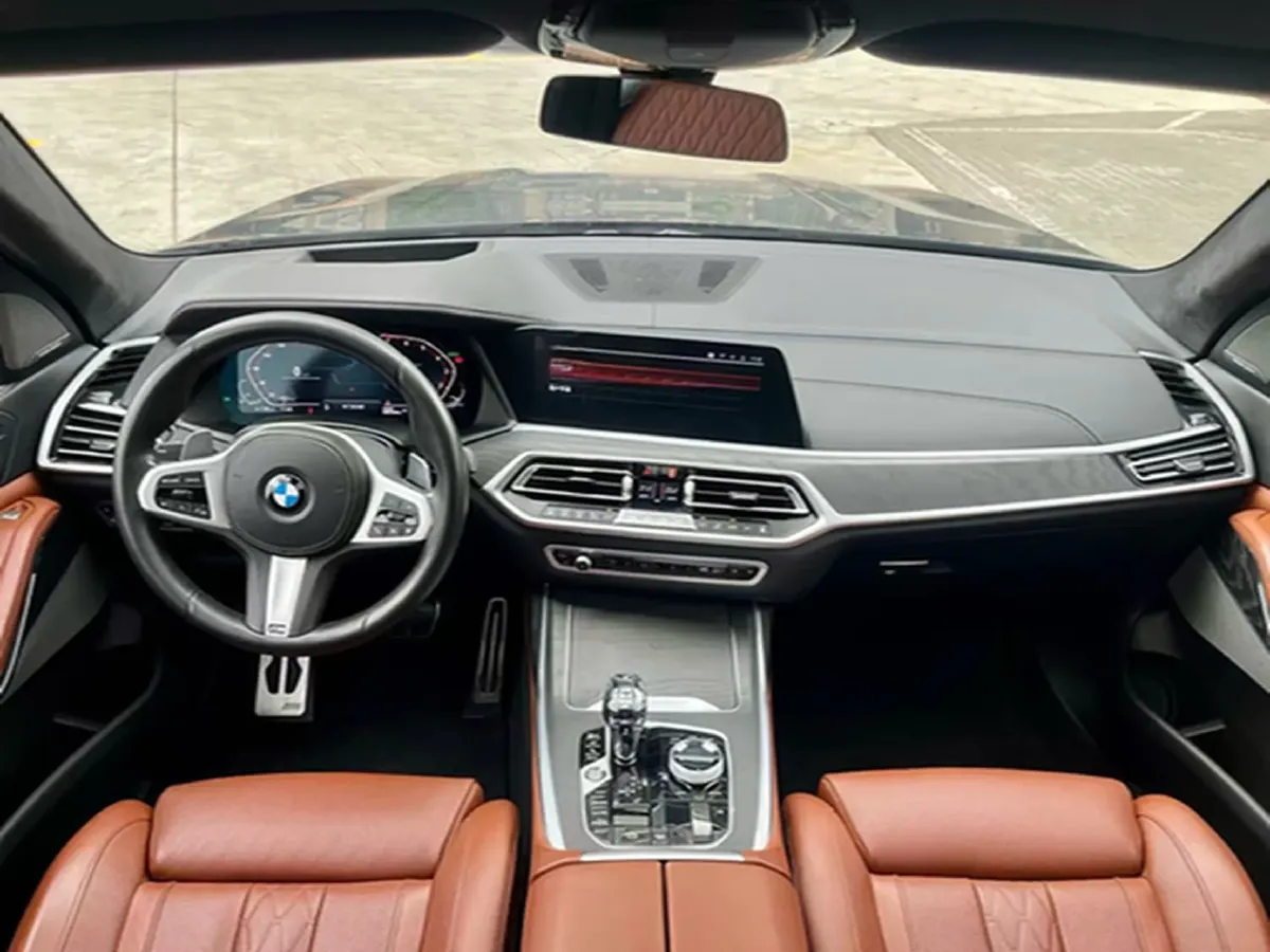 2021 BMW X7 3.0T 340HP L6 8AT,autocango,china used car exporter,china ev exporter,chinese used car exporter,chinese used ev exporter