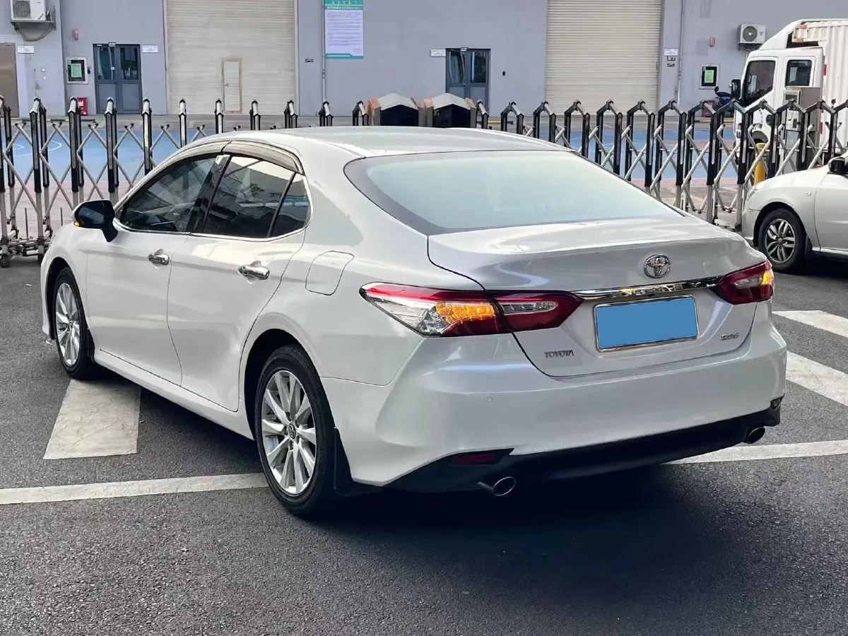 2018 Toyota Camry 2.0L 169HP L4 6AT,autocango,china used car exporter,china ev exporter,chinese used car exporter,chinese used ev exporter