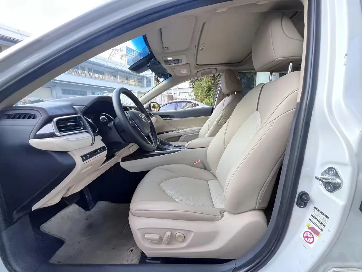 2018 Toyota Camry 2.0L 169HP L4 6AT,autocango,china used car exporter,china ev exporter,chinese used car exporter,chinese used ev exporter