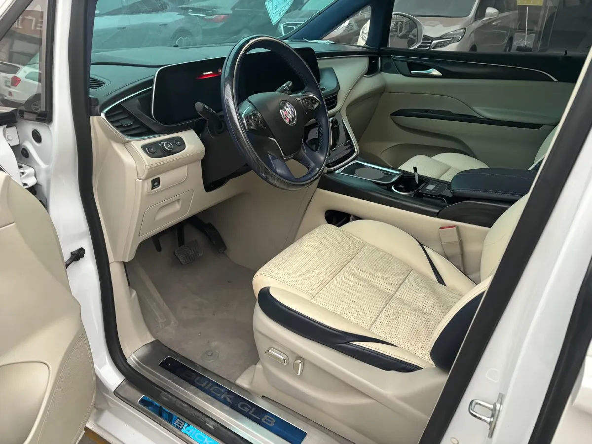 2022 Buick GL8 2.0T 237HP L4 9AT,autocango,china used car exporter,china ev exporter,chinese used car exporter,chinese used ev exporter