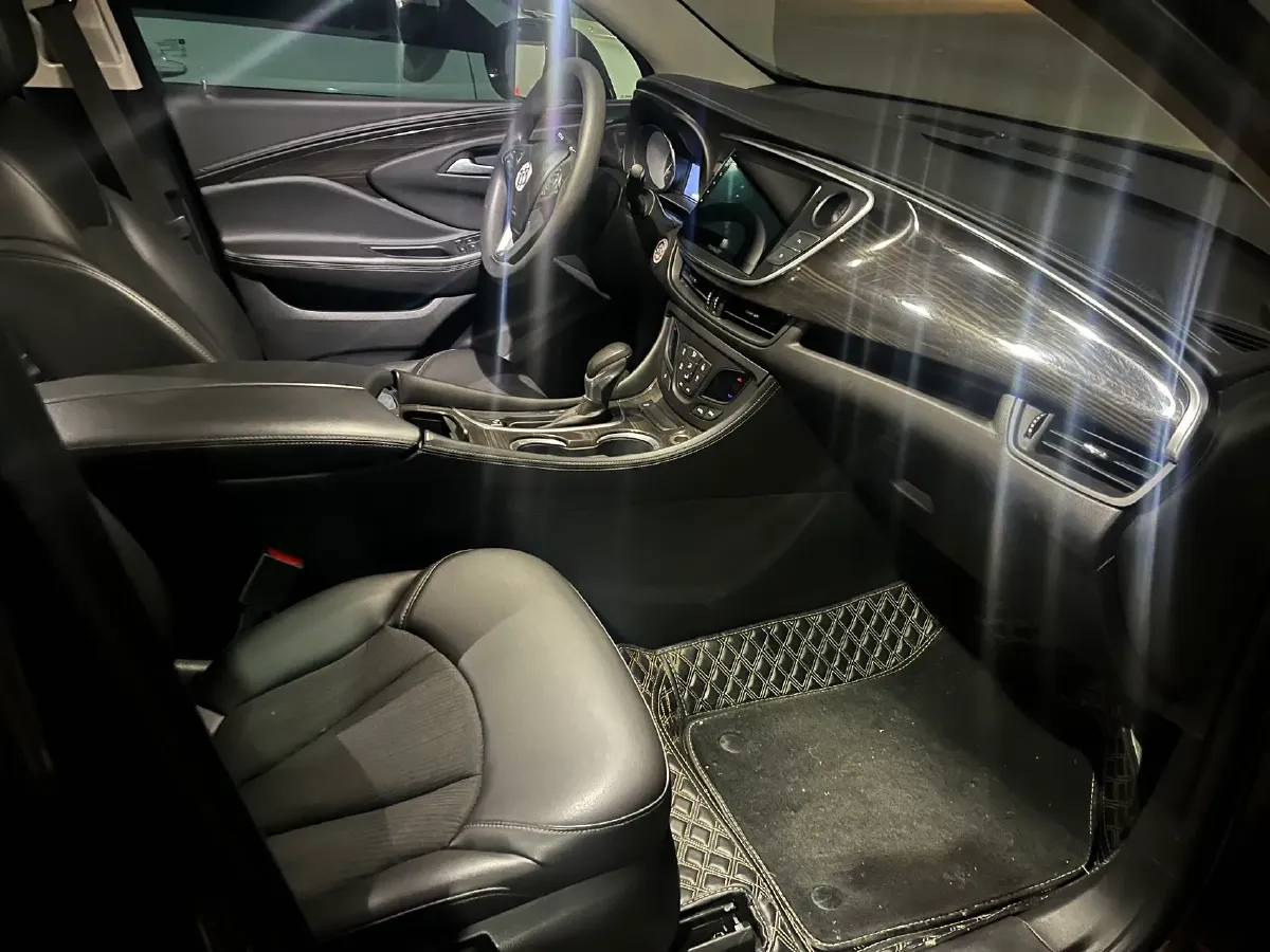 2020 Buick EnvisionPlus 1.5T 169HP L4 7DCT,autocango,china used car exporter,china ev exporter,chinese used car exporter,chinese used ev exporter