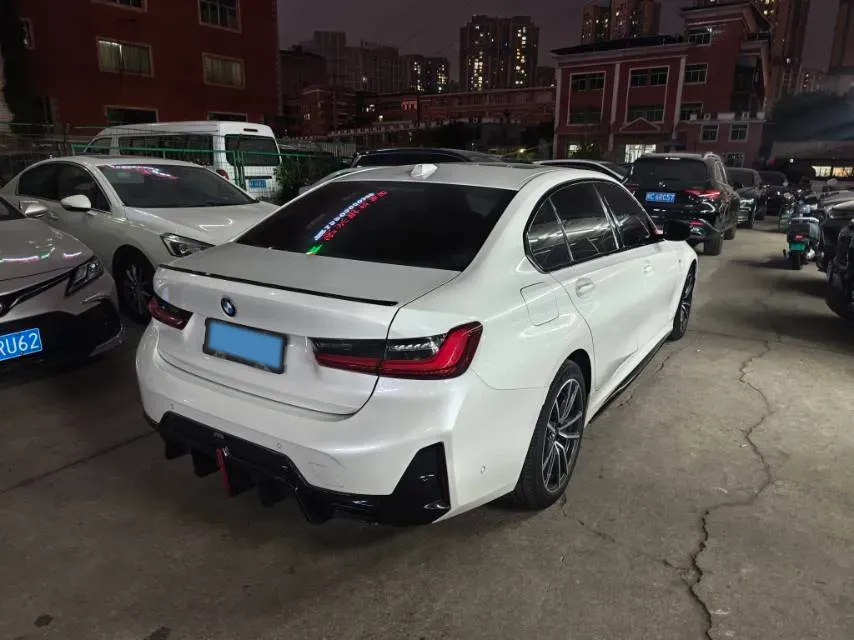 2023 BMW 3 Series 2.0T 184HP L4 8AT,autocango,china used car exporter,china ev exporter,chinese used car exporter,chinese used ev exporter