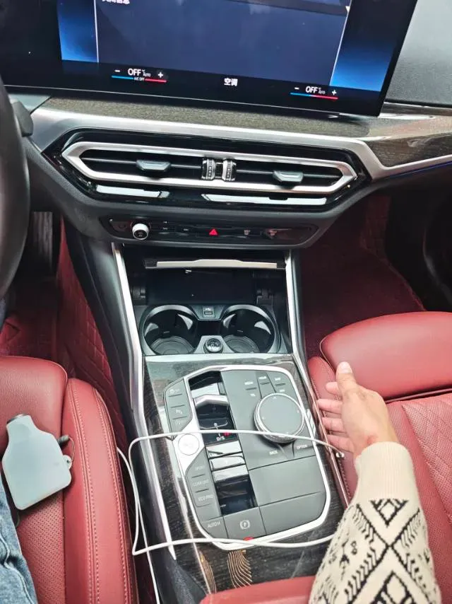 2023 BMW 3 Series 2.0T 184HP L4 8AT,autocango,china used car exporter,china ev exporter,chinese used car exporter,chinese used ev exporter