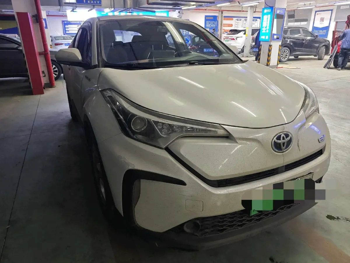 2020 Toyota C-HR EV BEV 54.3KWH,autocango,china used car exporter,china ev exporter,chinese used car exporter,chinese used ev exporter