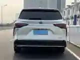 2023 Toyota Sienna 2.5L 189HP L4 E-CVT Hybrid