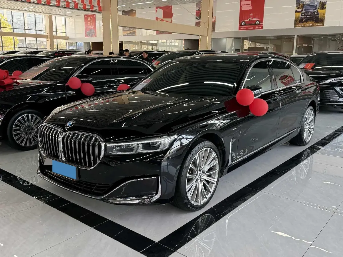 2019 BMW 7 Series 3.0T 340HP L6 8AT