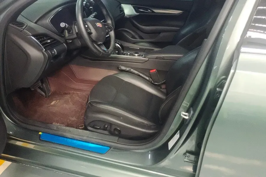 2023 Cadillac CT5 2.0T 237HP L4 10AT,autocango,china used car exporter,china ev exporter,chinese used car exporter,chinese used ev exporter