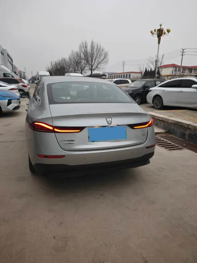 2023 Roewe D7 1.5L 112HP L4 1DHT PHEV 21.4KWH,autocango,china used car exporter,china ev exporter,chinese used car exporter,chinese used ev exporter