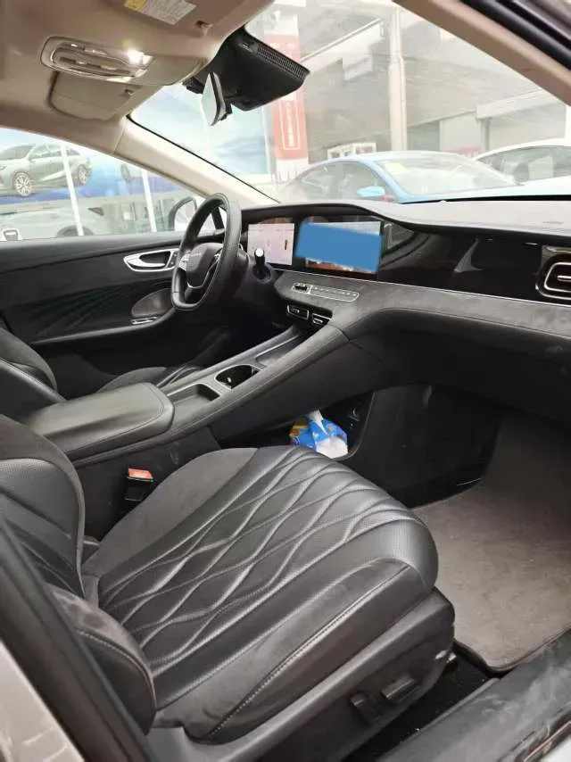 2023 Roewe D7 1.5L 112HP L4 1DHT PHEV 21.4KWH,autocango,china used car exporter,china ev exporter,chinese used car exporter,chinese used ev exporter