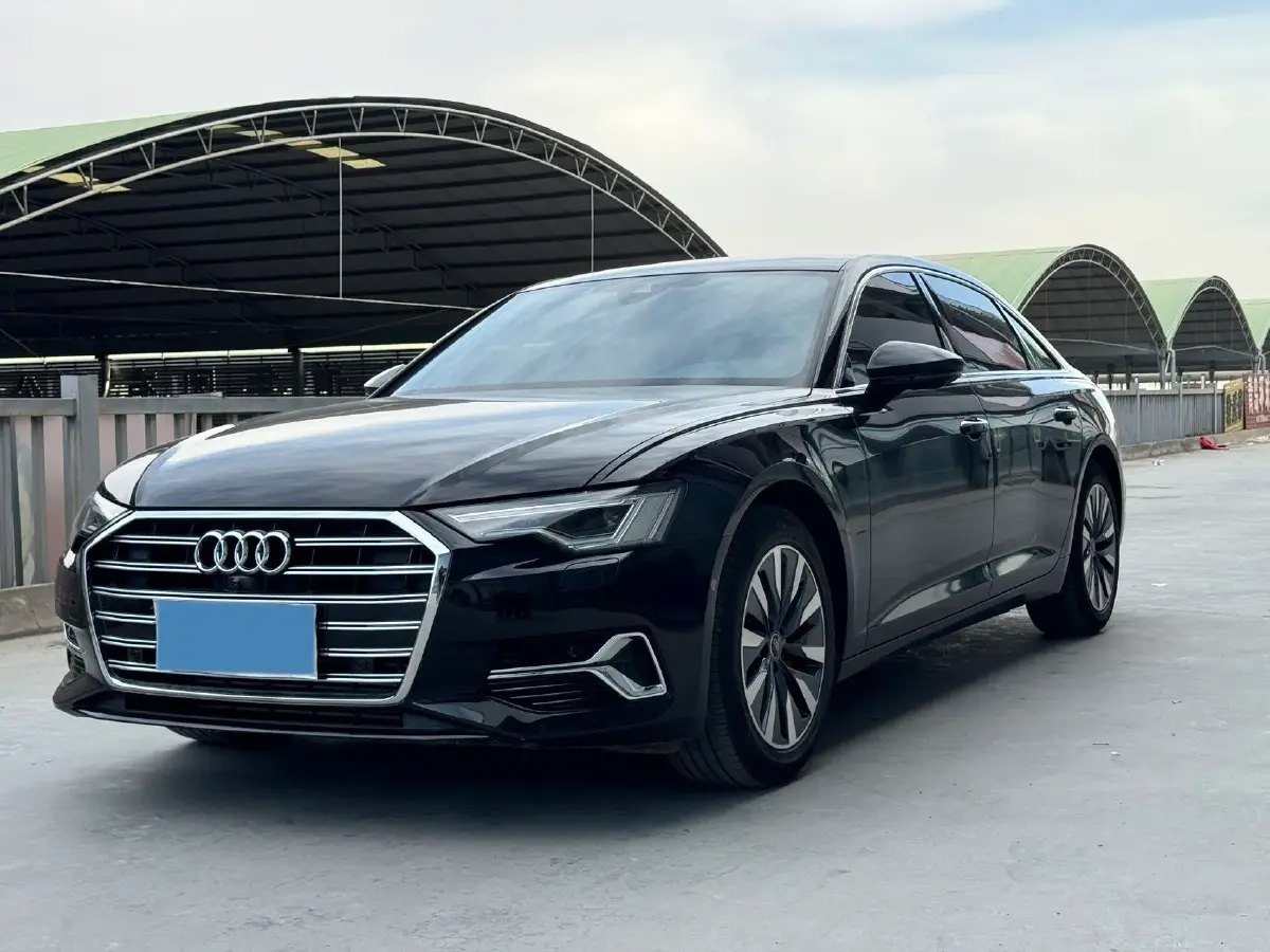 2023 Audi A6L 2.0T 245HP L4 7DCT