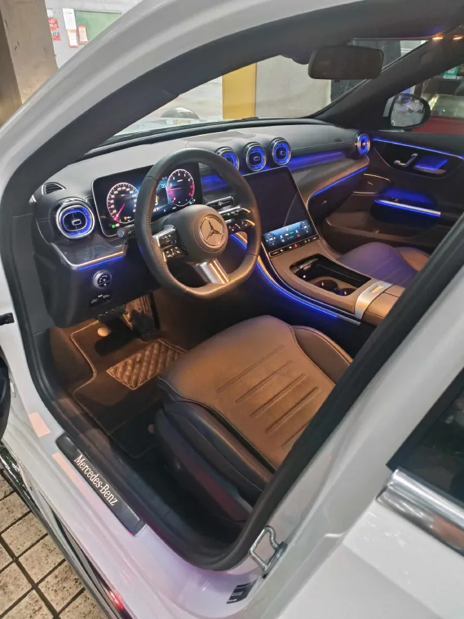 2023 Mercedes-Benz C Class 1.5T 204HP L4 9AT,autocango,china used car exporter,china ev exporter,chinese used car exporter,chinese used ev exporter