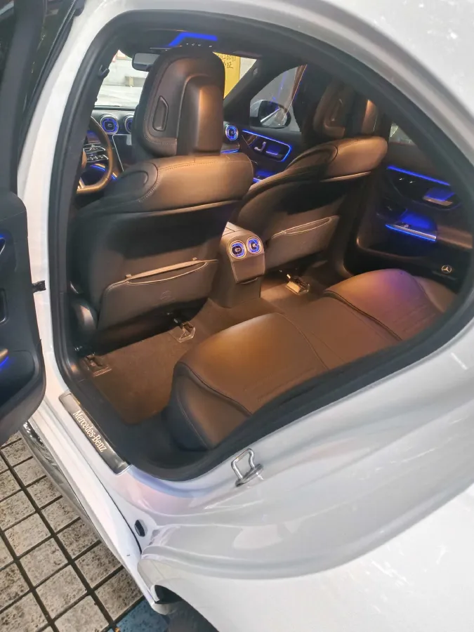 2023 Mercedes-Benz C Class 1.5T 204HP L4 9AT,autocango,china used car exporter,china ev exporter,chinese used car exporter,chinese used ev exporter