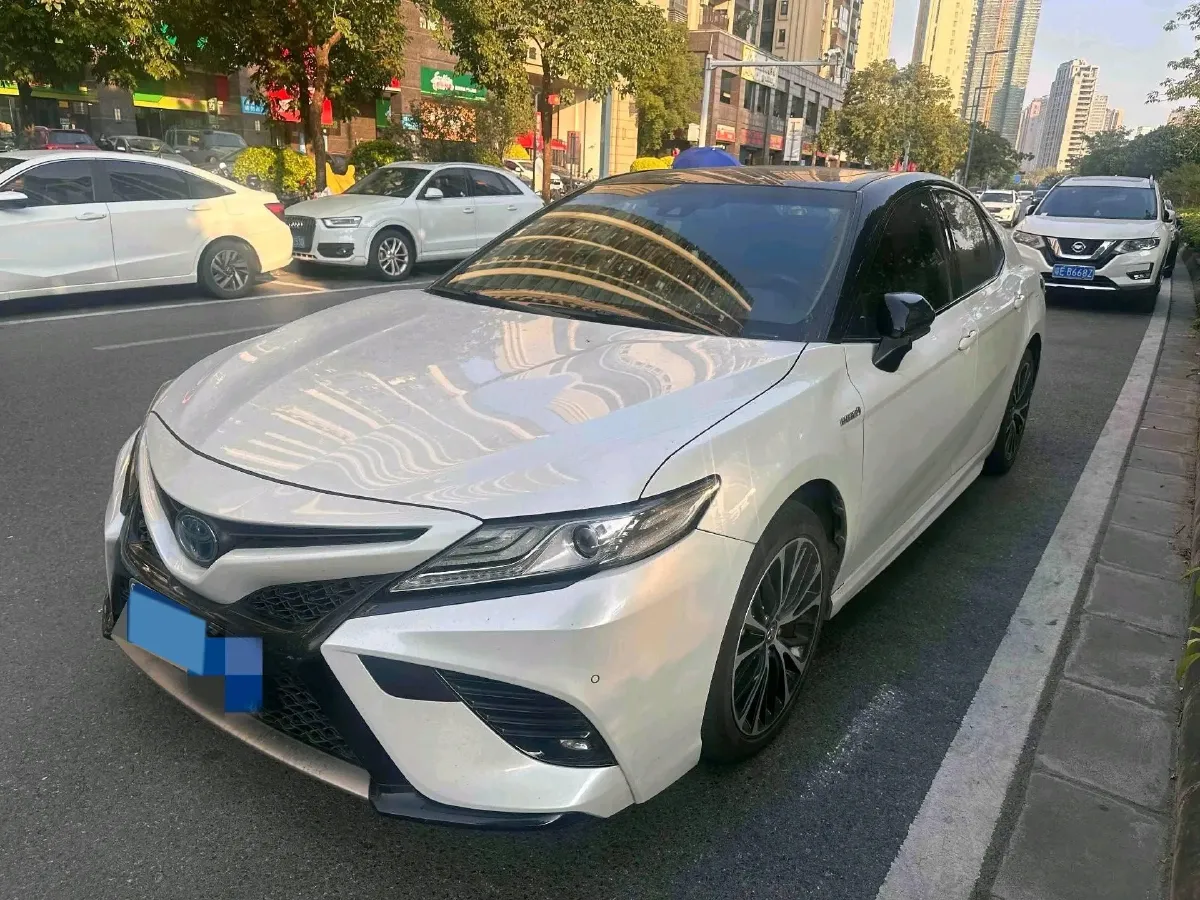 2019 Toyota Camry 2.5L 178HP L4 E-CVT Hybrid,autocango,china used car exporter,china ev exporter,chinese used car exporter,chinese used ev exporter