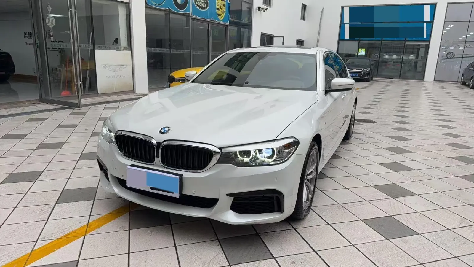 2020 BMW 5 Series 2.0T 184HP L4 8AT,autocango,china used car exporter,china ev exporter,chinese used car exporter,chinese used ev exporter