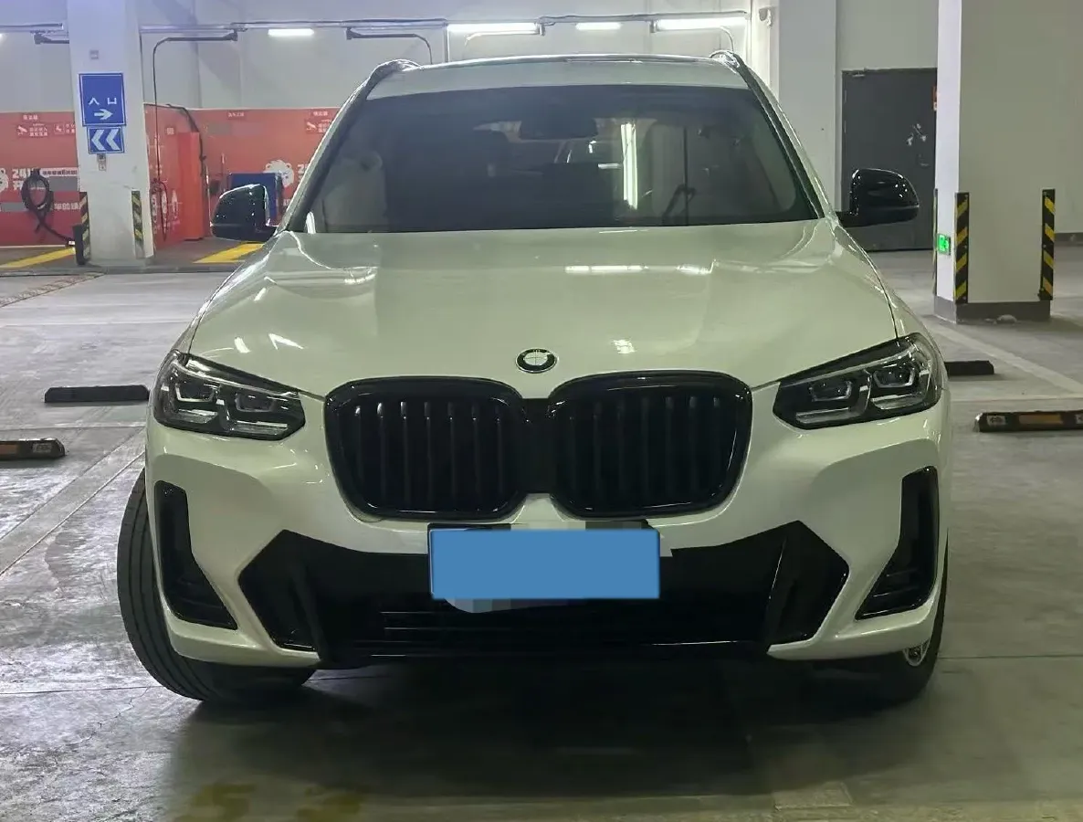 2022 BMW X3 2.0T 252HP L4 8AT,autocango,china used car exporter,china ev exporter,chinese used car exporter,chinese used ev exporter