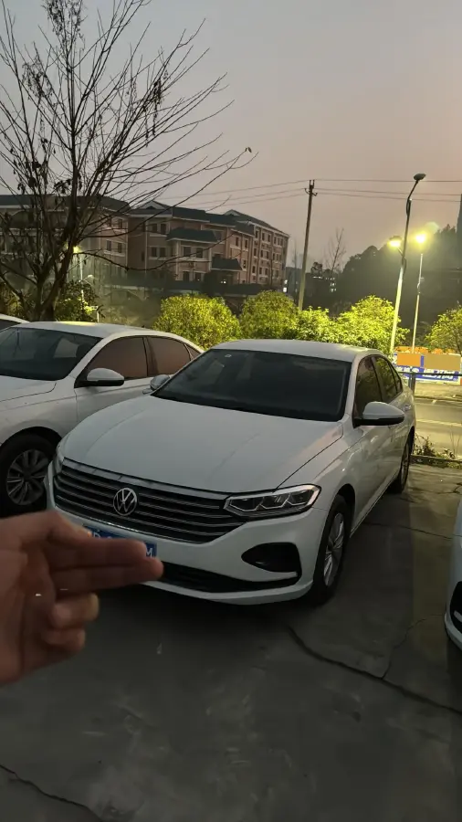 2023 Volkswagen Lavida 1.5L 110HP L4 6AT