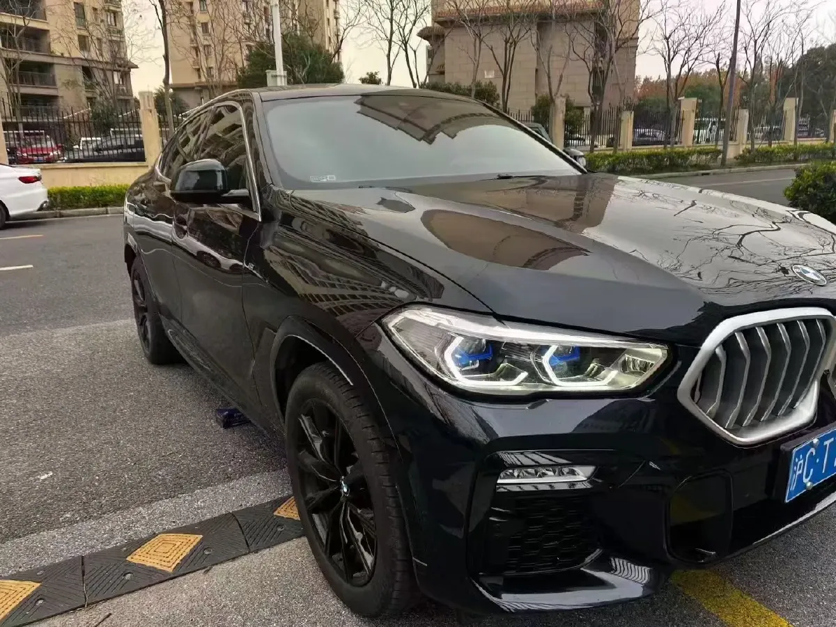 2020 BMW X6 3.0T 340HP L6 8AT,autocango,china used car exporter,china ev exporter,chinese used car exporter,chinese used ev exporter