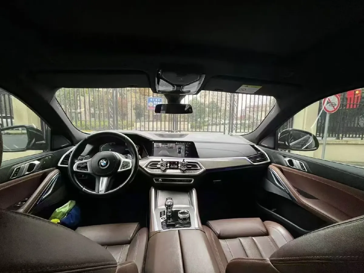 2020 BMW X6 3.0T 340HP L6 8AT,autocango,china used car exporter,china ev exporter,chinese used car exporter,chinese used ev exporter