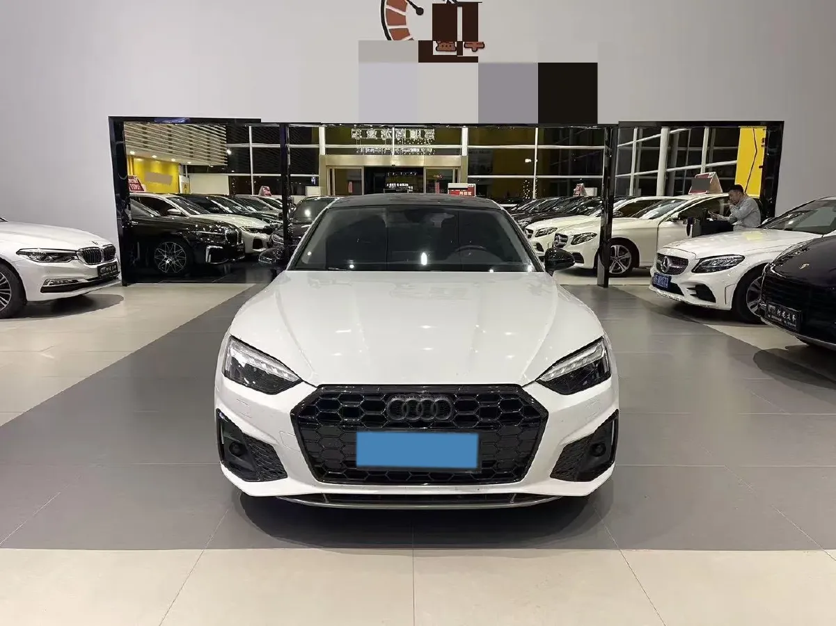 2021 Audi A5 2.0T 204HP L4 7DCT,autocango,china used car exporter,china ev exporter,chinese used car exporter,chinese used ev exporter