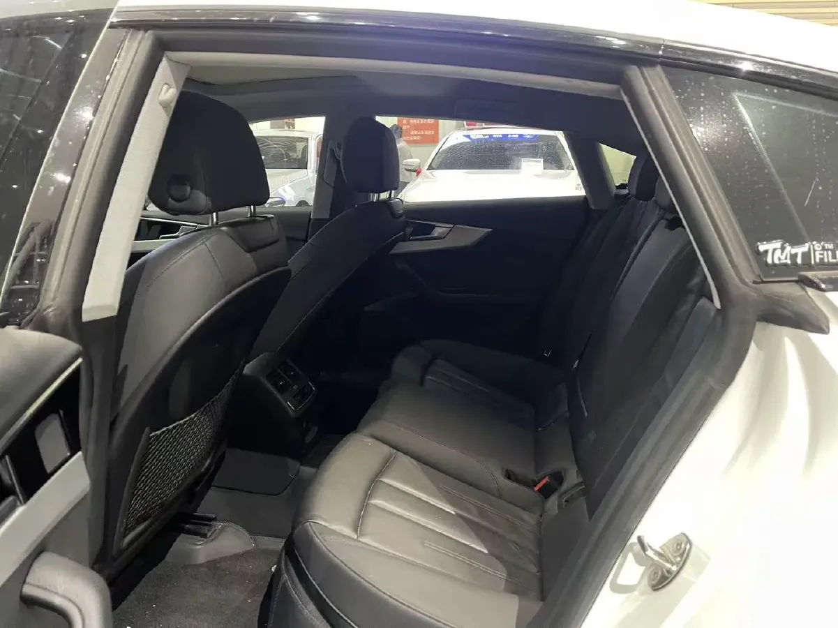 2021 Audi A5 2.0T 204HP L4 7DCT,autocango,china used car exporter,china ev exporter,chinese used car exporter,chinese used ev exporter