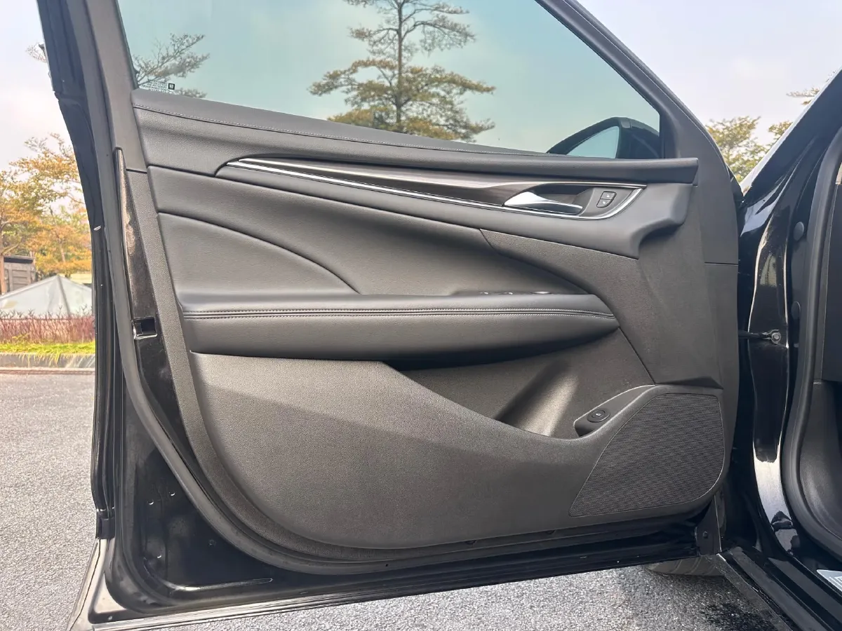 2020 Buick Larcosse 2.0T 237HP L4 9AT,autocango,china used car exporter,china ev exporter,chinese used car exporter,chinese used ev exporter