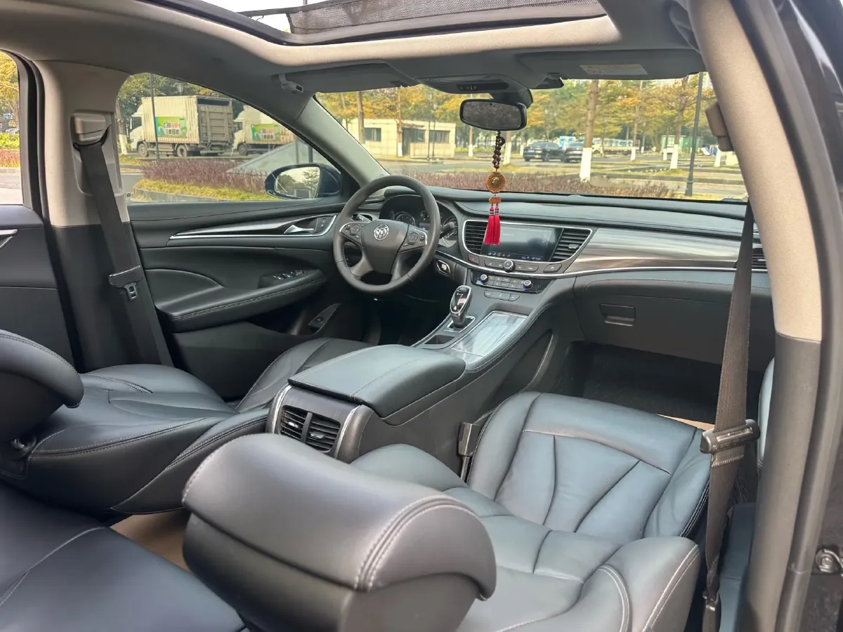 2020 Buick Larcosse 2.0T 237HP L4 9AT,autocango,china used car exporter,china ev exporter,chinese used car exporter,chinese used ev exporter