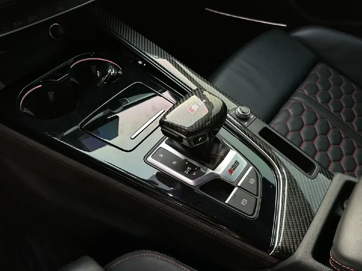 2020 Audi RS 5 2.9T 450HP V6 8AT,autocango,china used car exporter,china ev exporter,chinese used car exporter,chinese used ev exporter