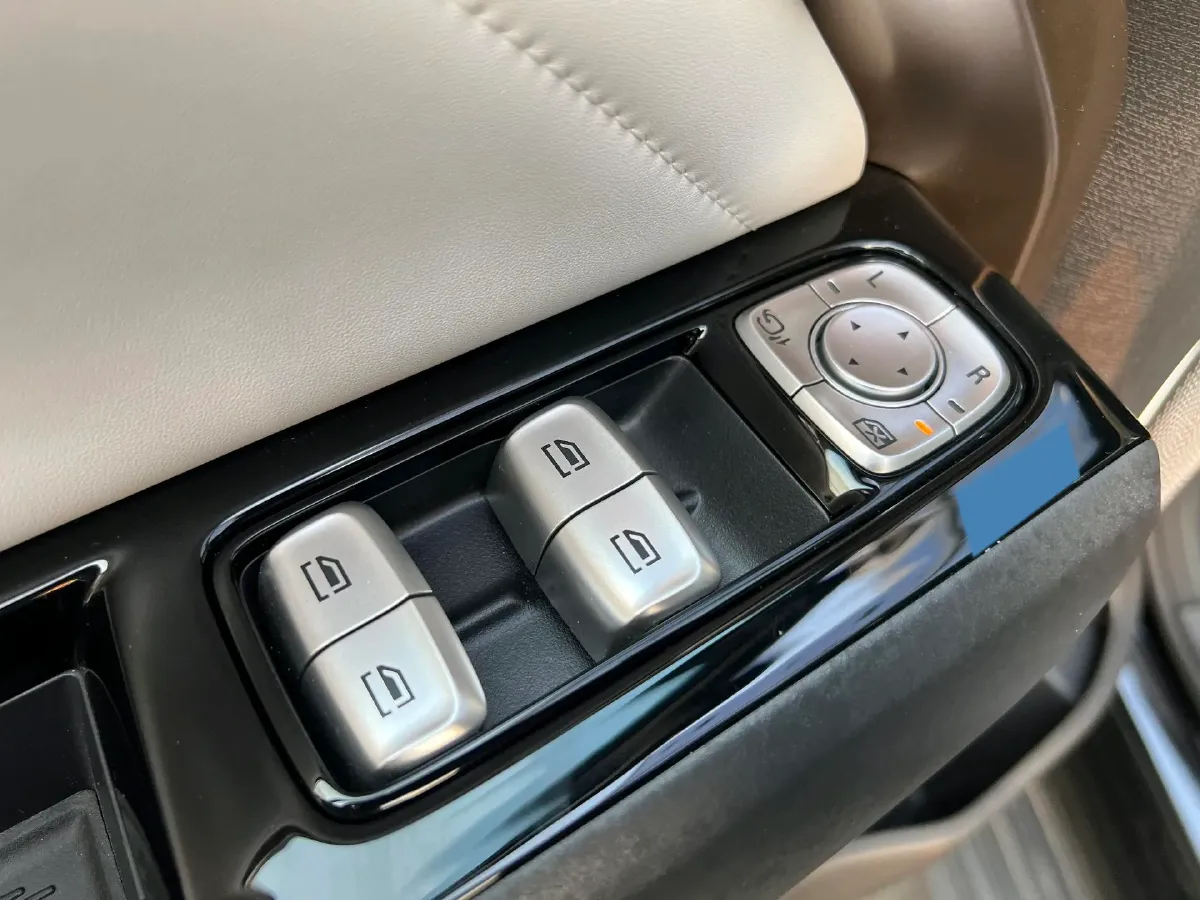 2025 MAXUS Interstellar X BEV 102.2KWH,autocango,china used car exporter,china ev exporter,chinese used car exporter,chinese used ev exporter