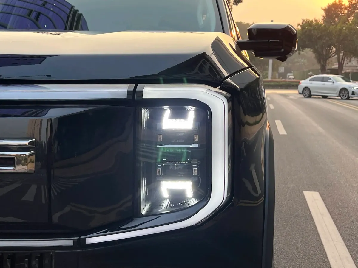 2025 MAXUS Interstellar X BEV 102.2KWH,autocango,china used car exporter,china ev exporter,chinese used car exporter,chinese used ev exporter