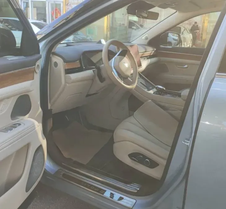 2024 Ford Transit 2.0T 143HP L4 9AT,autocango,china used car exporter,china ev exporter,chinese used car exporter,chinese used ev exporter