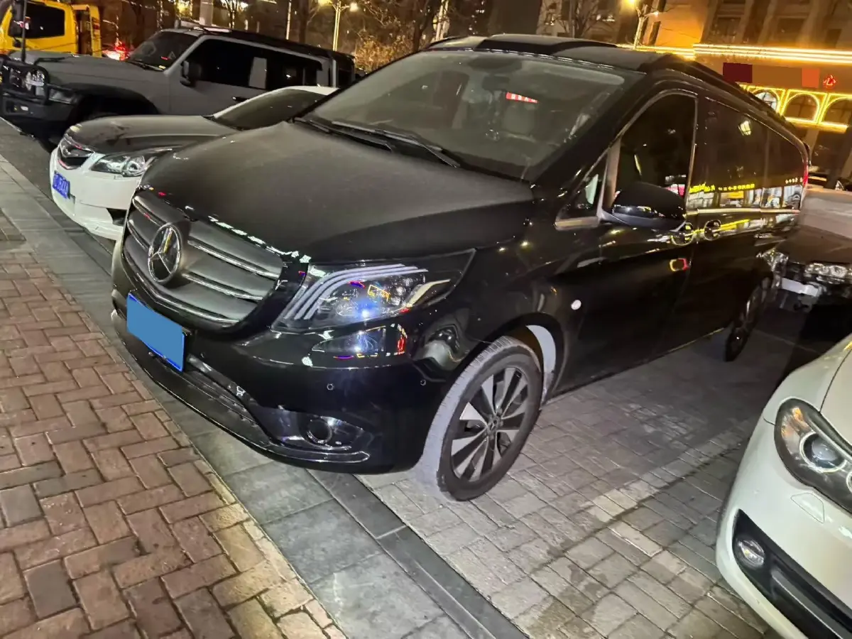 2021 Mercedes-Benz Vito 2.0T 211HP L4 9AT