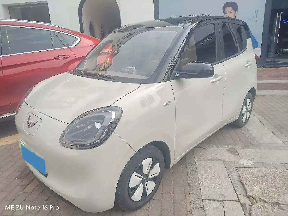 2025 WuLing ZhiGuang BEV 17.7KWH