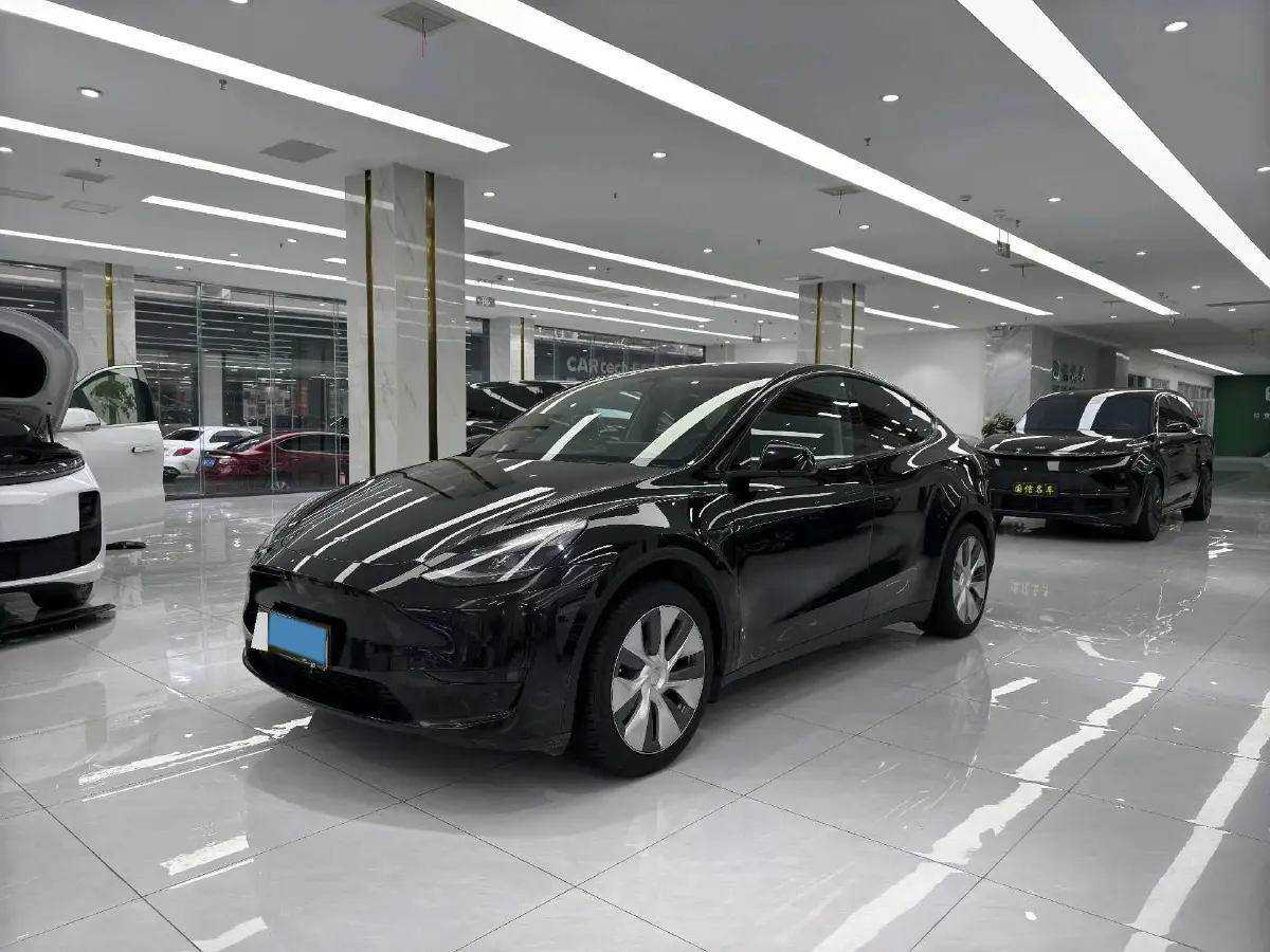 2022 Tesla Model Y BEV 60KWH