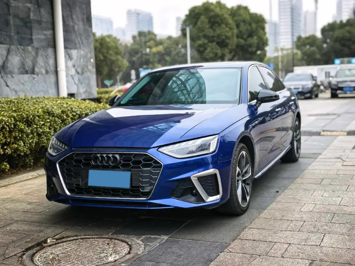 2020 Audi A4L 2.0T 190HP L4 7DCT