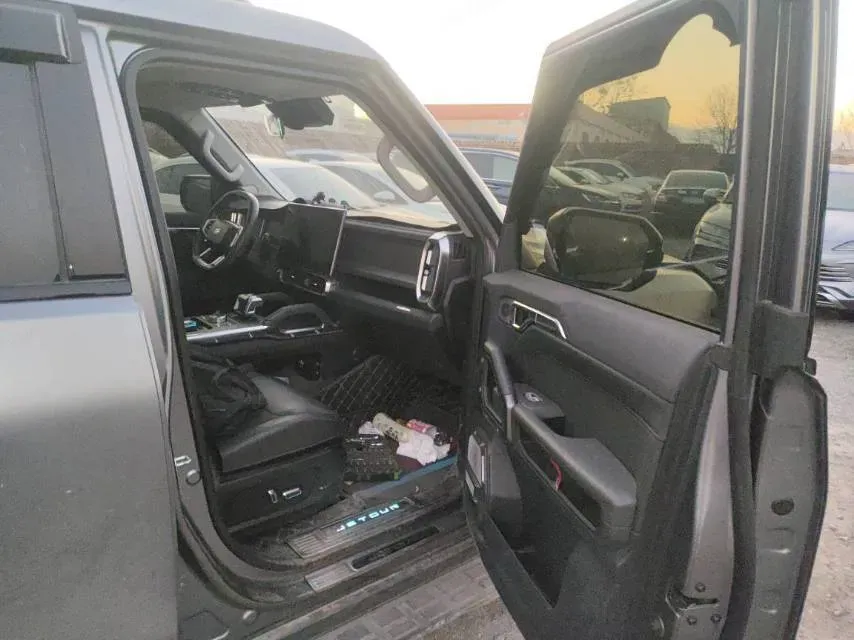 2024 Jetour ShanHai TravellerC-DM 1.5T 156HP L4 3DHT PHEV 26.7KWH,autocango,china used car exporter,china ev exporter,chinese used car exporter,chinese used ev exporter