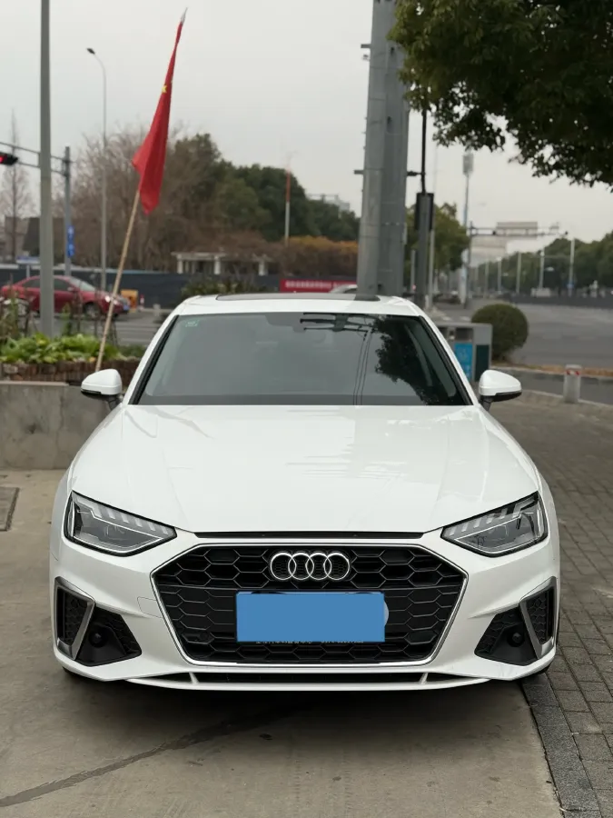 2020 Audi A4L 2.0T 150HP L4 7DCT,autocango,china used car exporter,china ev exporter,chinese used car exporter,chinese used ev exporter