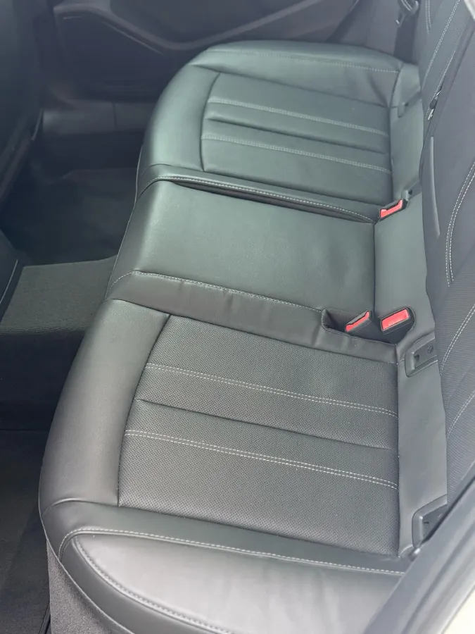 2020 Audi A4L 2.0T 150HP L4 7DCT,autocango,china used car exporter,china ev exporter,chinese used car exporter,chinese used ev exporter