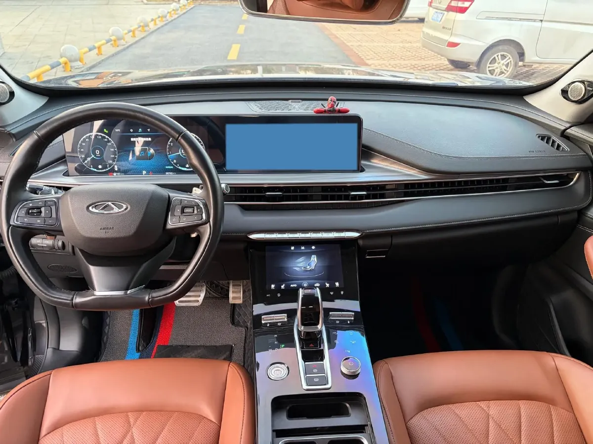 2021 Chery Tiggo 8 Plus 1.6T 197HP L4 7DCT,autocango,china used car exporter,china ev exporter,chinese used car exporter,chinese used ev exporter