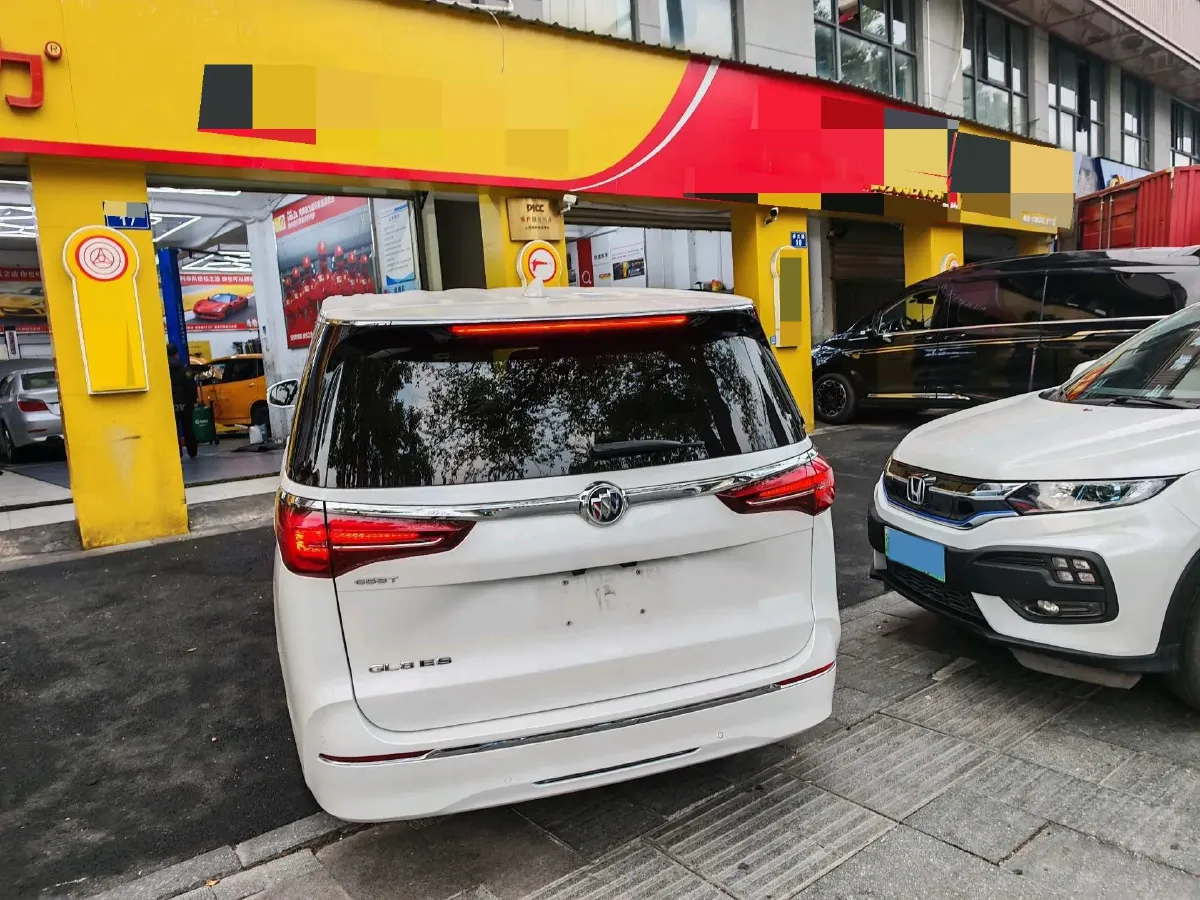 2021 Buick GL8 2.0T 237HP L4 9AT,autocango,china used car exporter,china ev exporter,chinese used car exporter,chinese used ev exporter