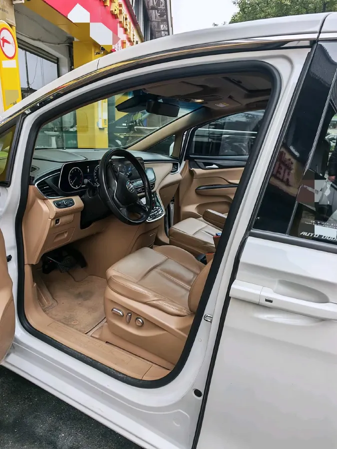 2021 Buick GL8 2.0T 237HP L4 9AT,autocango,china used car exporter,china ev exporter,chinese used car exporter,chinese used ev exporter