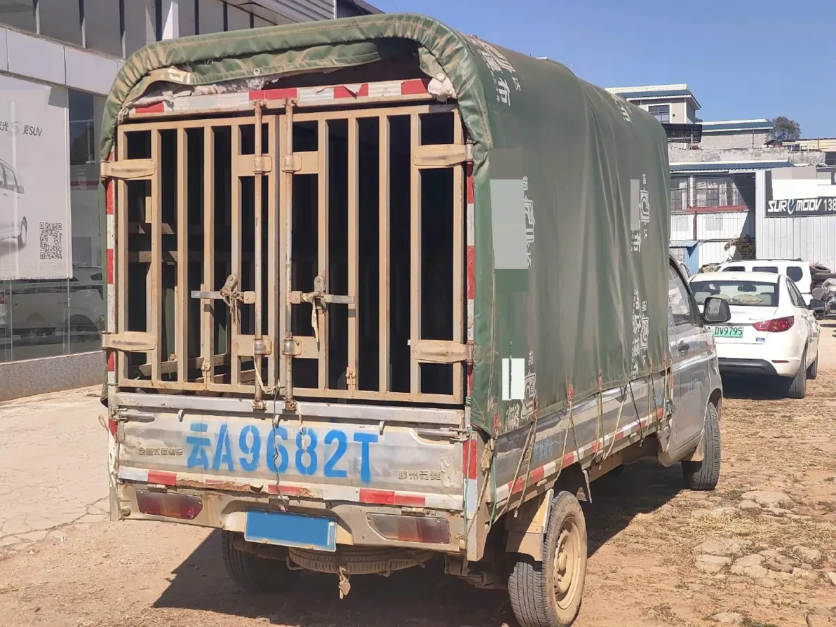 2017 Zotye T300 1.5L 112HP L4 5MT,autocango,china used car exporter,china ev exporter,chinese used car exporter,chinese used ev exporter