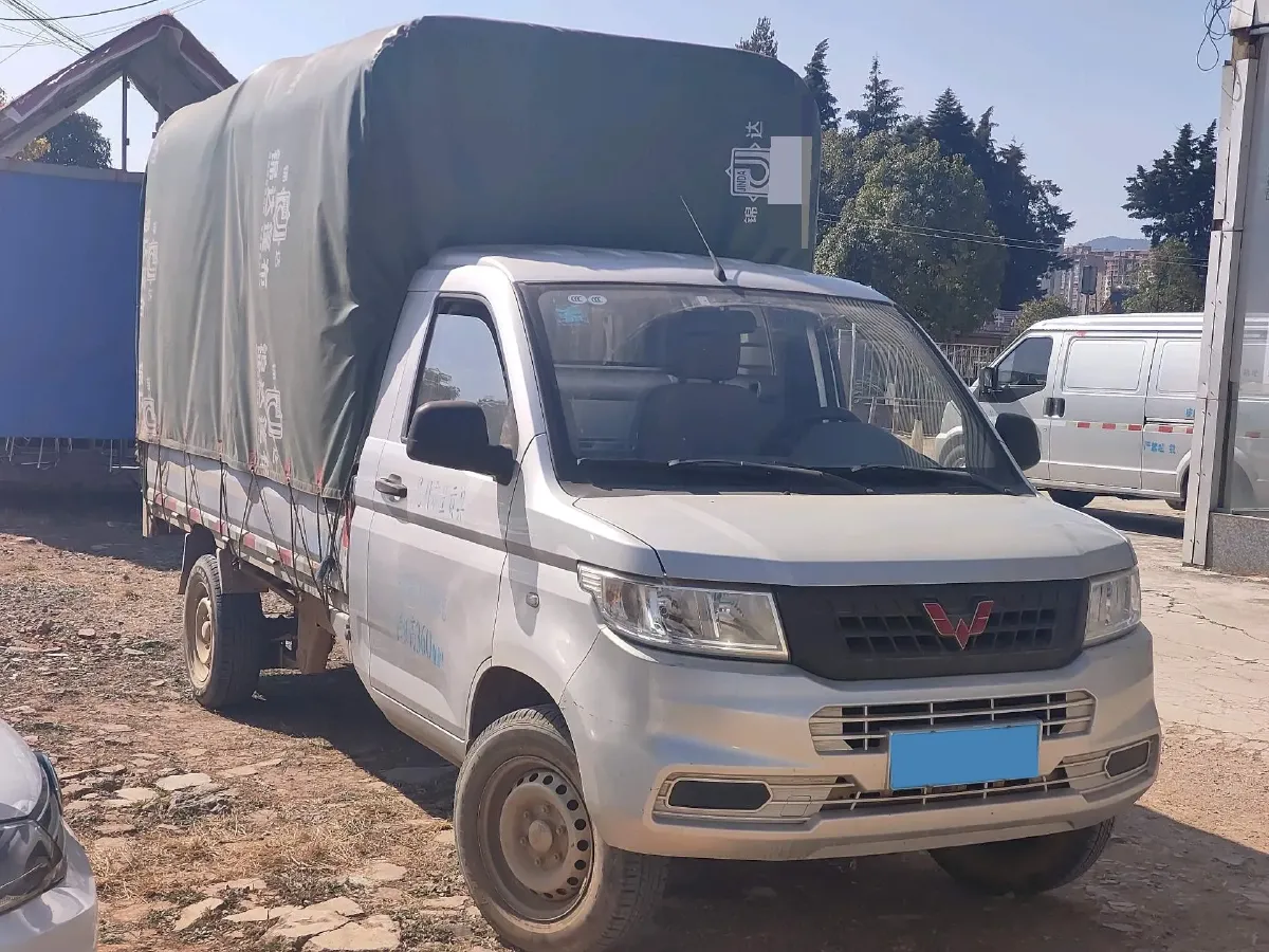 2017 Zotye T300 1.5L 112HP L4 5MT,autocango,china used car exporter,china ev exporter,chinese used car exporter,chinese used ev exporter