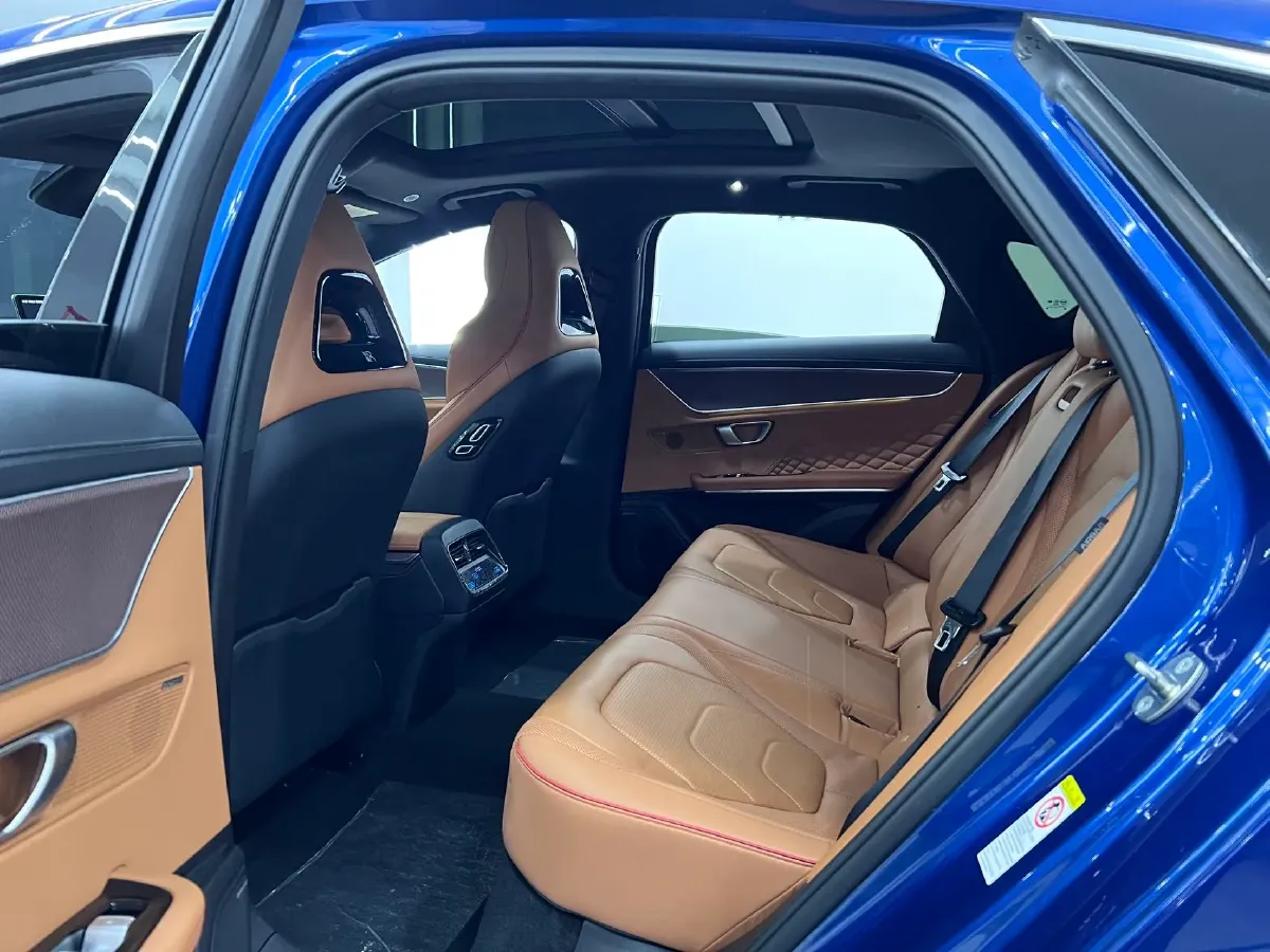 2022 Lincoln Corsair 2.0T 245HP L4 8AT,autocango,china used car exporter,china ev exporter,chinese used car exporter,chinese used ev exporter