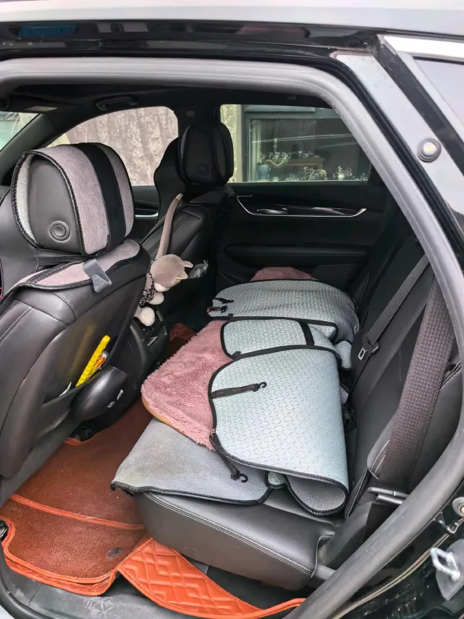 2021 Cadillac XT5 2.0T 237HP L4 9AT,autocango,china used car exporter,china ev exporter,chinese used car exporter,chinese used ev exporter