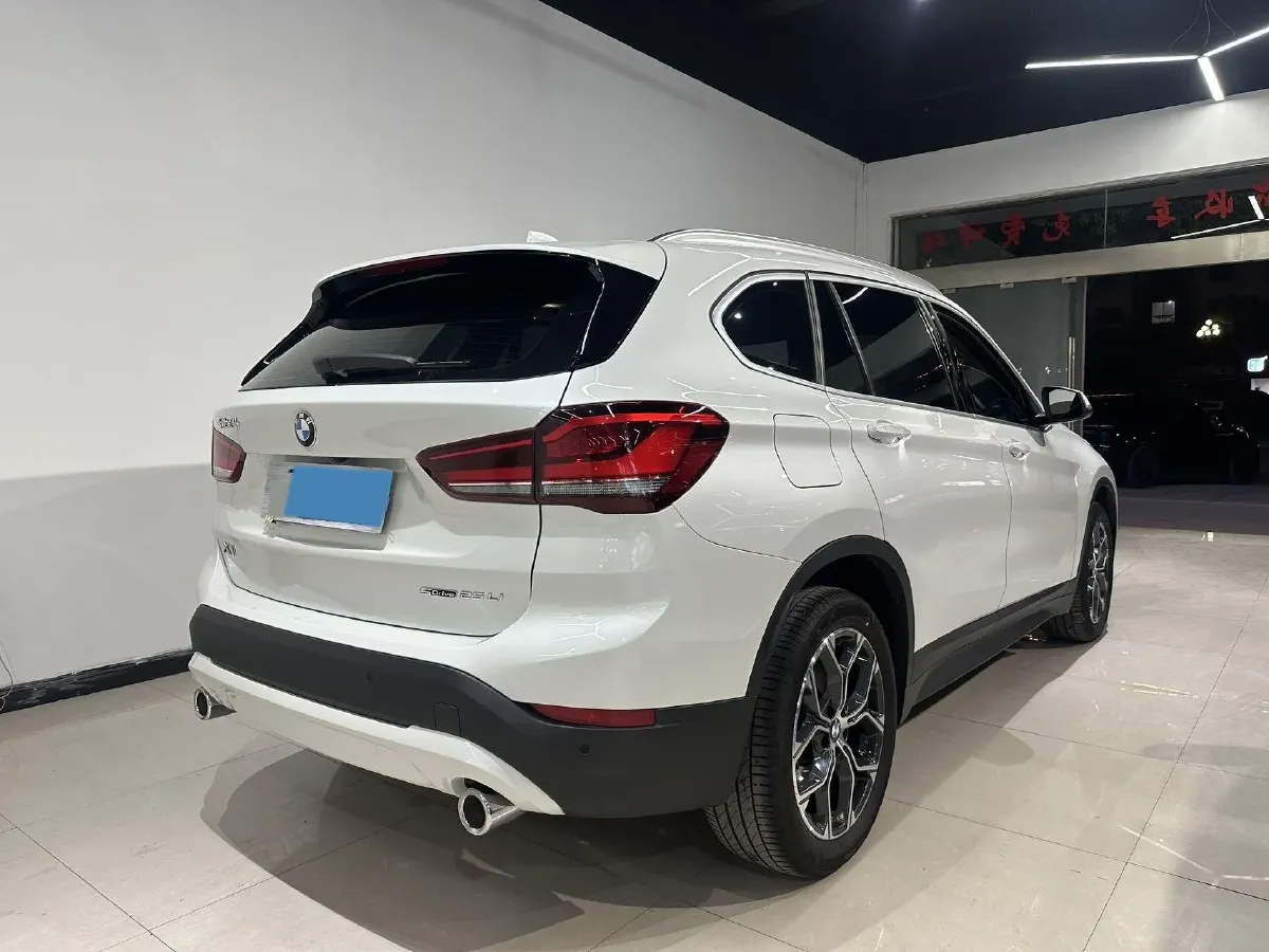2022 BMW X1 2.0T 192HP L4 7DCT,autocango,china used car exporter,china ev exporter,chinese used car exporter,chinese used ev exporter